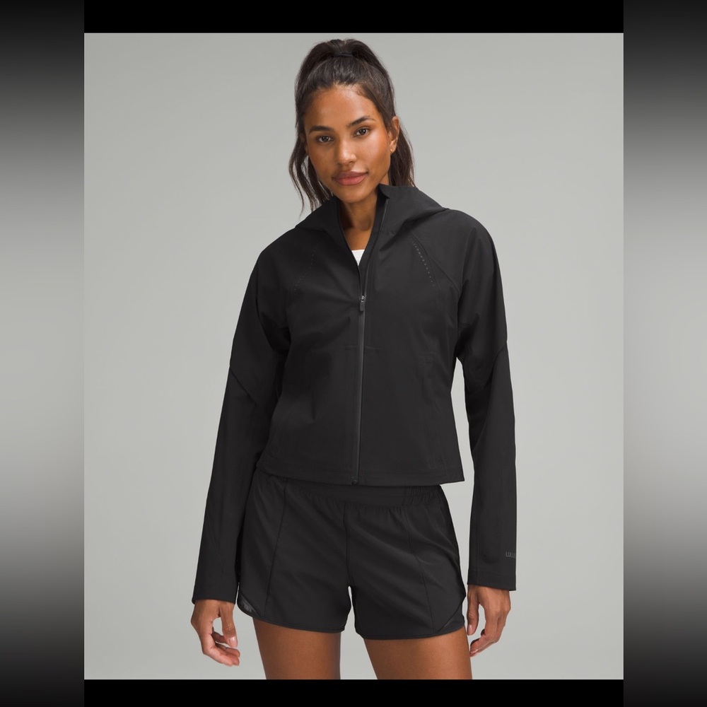 Lululemon Fast and Free Cropped Waterproof Jacket Size Medium SOLD OUT